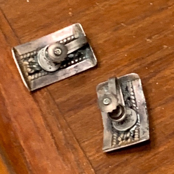 1930s solid silver screwback earrings from Mexico City - Picture 7 of 9